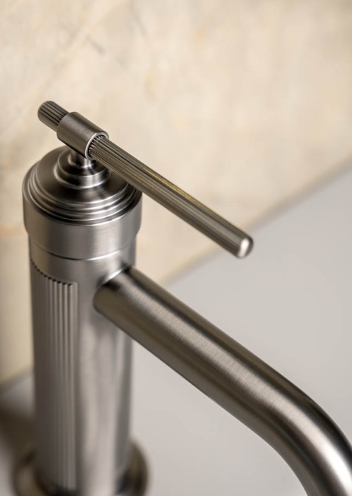 Смеситель для умывальника Boheme ETERNA GUN METAL 171-GM- фото5