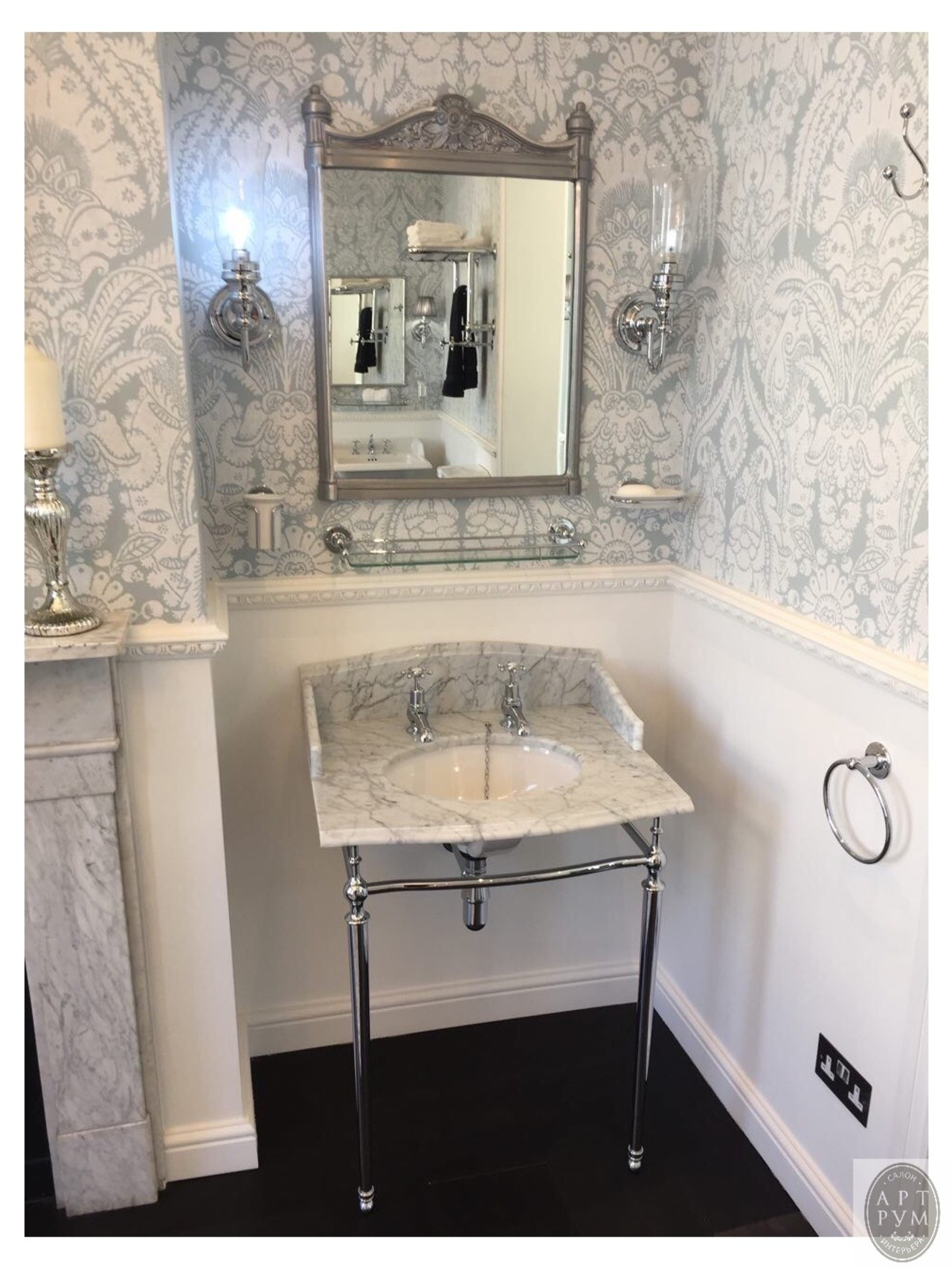 Мраморная столешница Burlington Margavine G1 2TH Margavine + T49A CHR с подстольем цвета хром- фото3